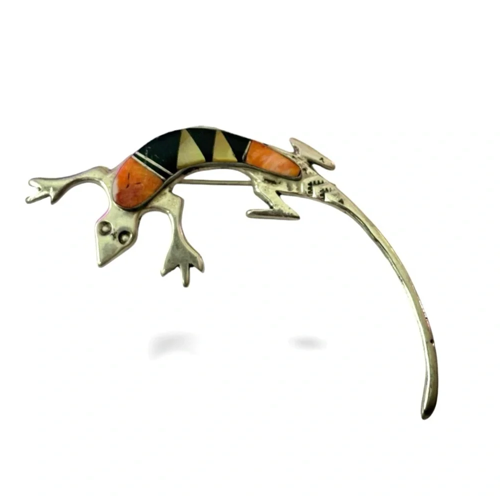 Wilbur Muskett Jr. Navajo lizard brooch pin